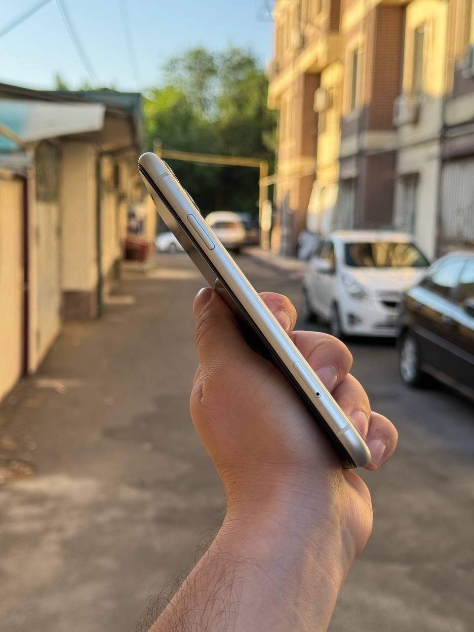 Iphone 11 sotilad