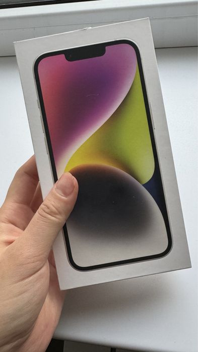 iPhone 14 128гб новый не открытый в бежевом цвете