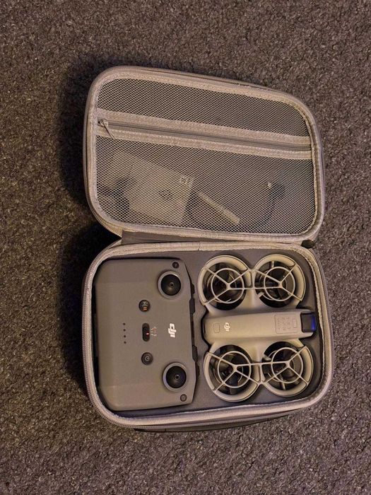 DJI NEO Fly More Combo + Geanta