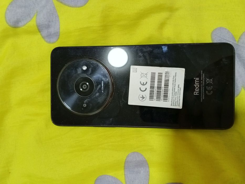 продается телефон Redmi A3