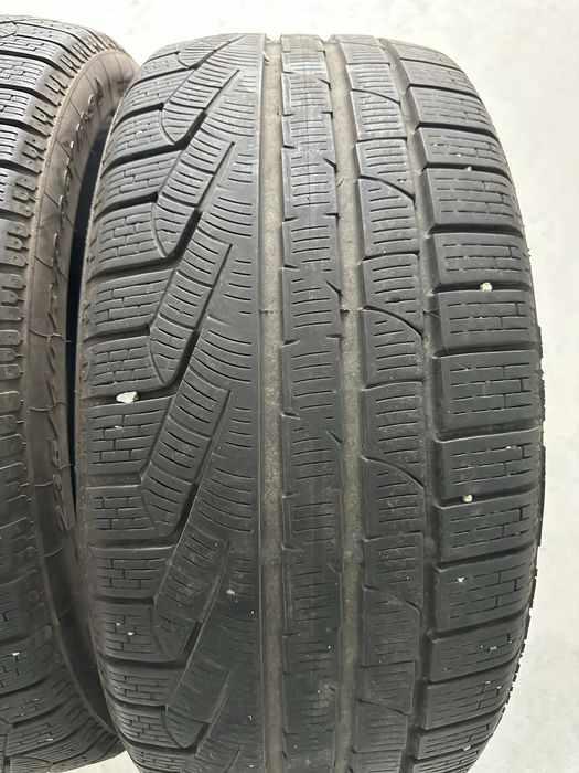 Vand set 2 anvelope 235/40/19 Pirelli Sottozero iarna