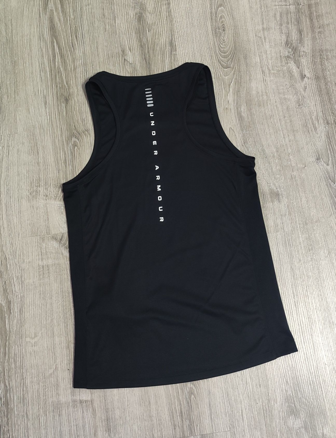 Мъжки спортен потник 
Under Armour 
size S