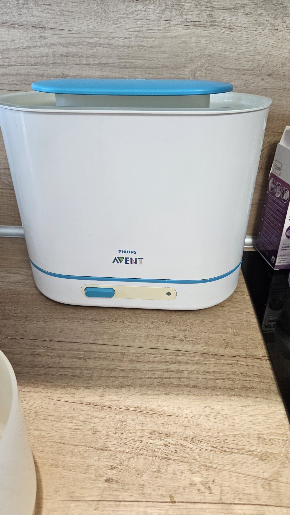 Philips AVENT Електрически стерилизатор 3-в-1
Електрически парен стери