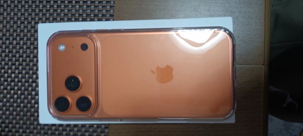 IPHONE 17 PRO MAX 256- 2600лв чисто нов