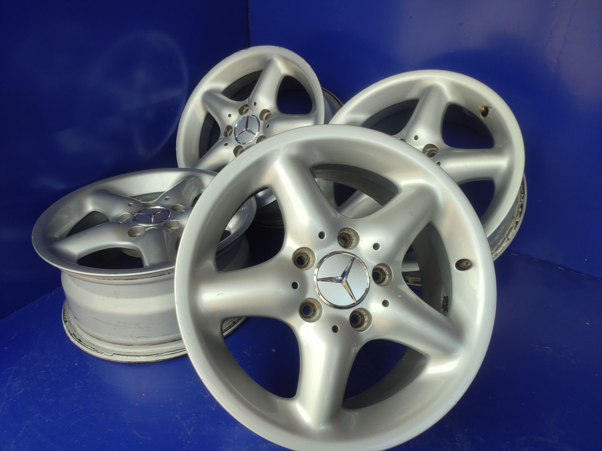 Диски R15 5× 112 на Мерседес Оригинал
