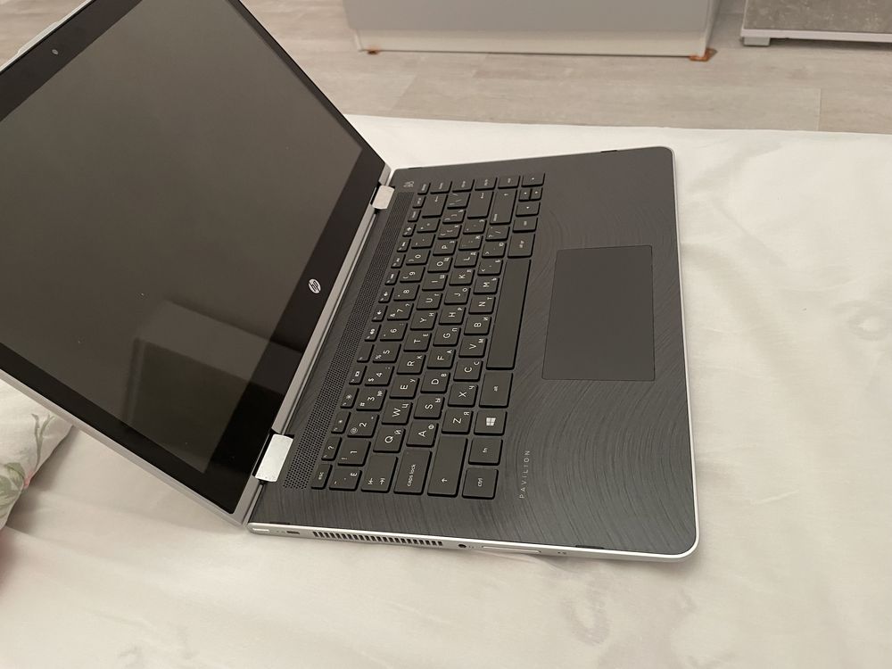 Ноутбук, планшет и сенсорный дисплей