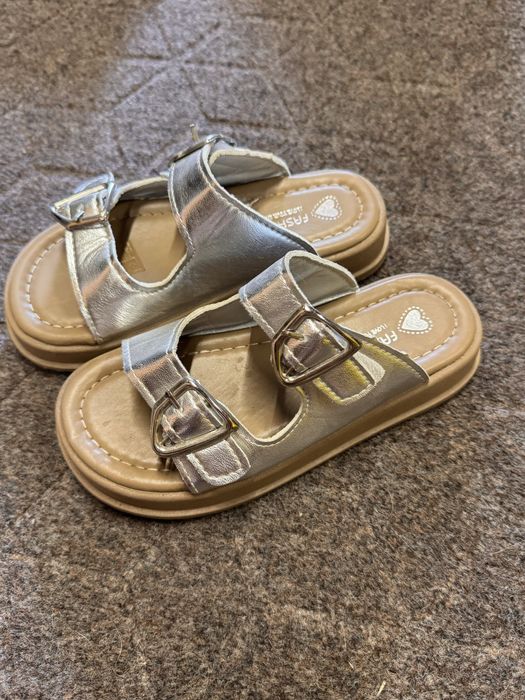 Сандалики 27 размер (Новые)