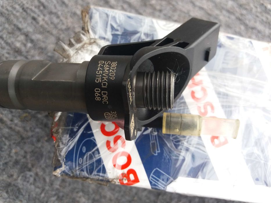 форсунка на Мерседес спринтер новая