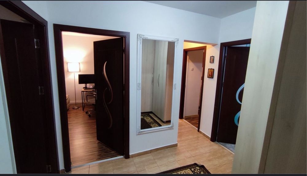 Dacia, apartament 3C D , 2 bai, subsol iz. + loc parc.+ instalatii noi