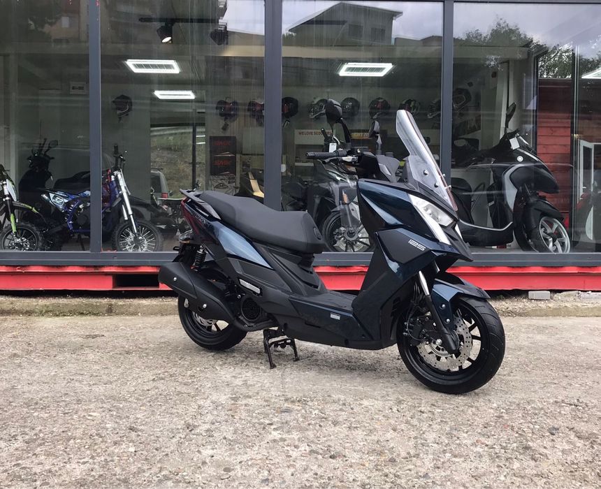 Scuter Kymco Dink 125 cm NOU !