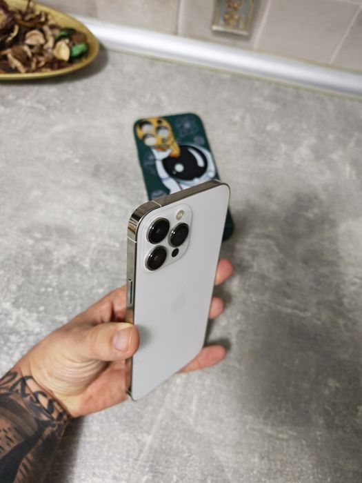 iPhone 13 Pro Max Silver 96%Bat totul original liber retea