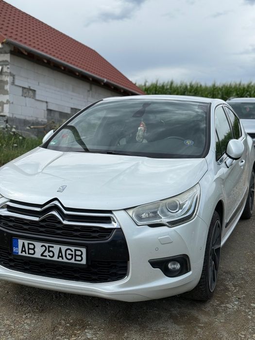 Citroen ds4 1.6 benzină 200cp, 2011, se vindeee