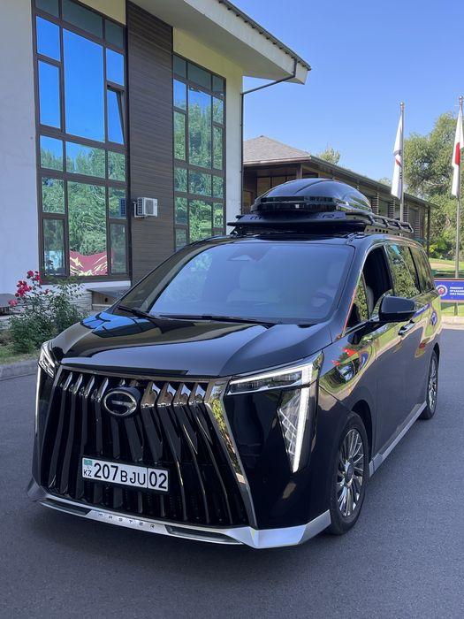 МинивэнПрокатс водителем  Пассажирские перевозки Алматы