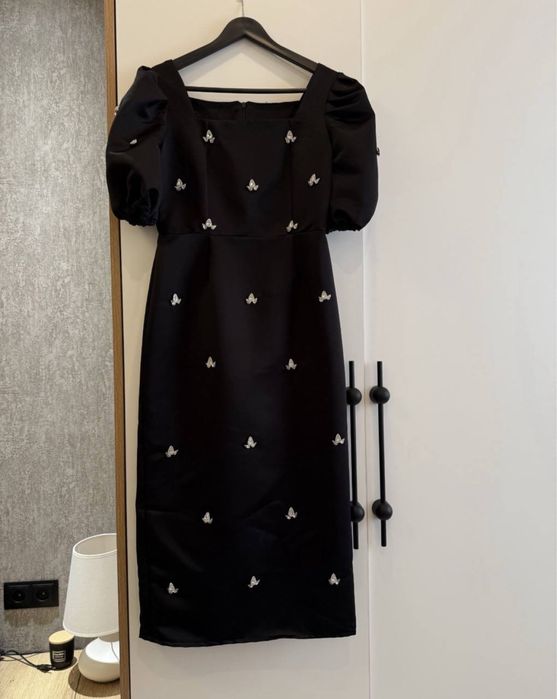 Черное вечернее платье