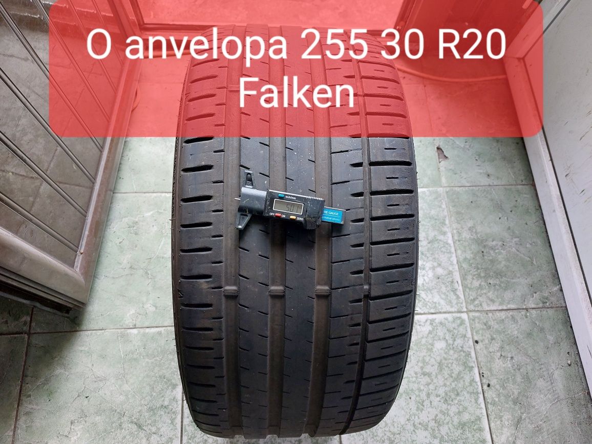 O anvelopa 255/30 R20 Falken dot 2019