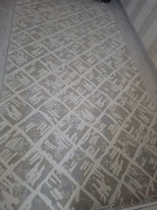 Ковер 2/4размером бу