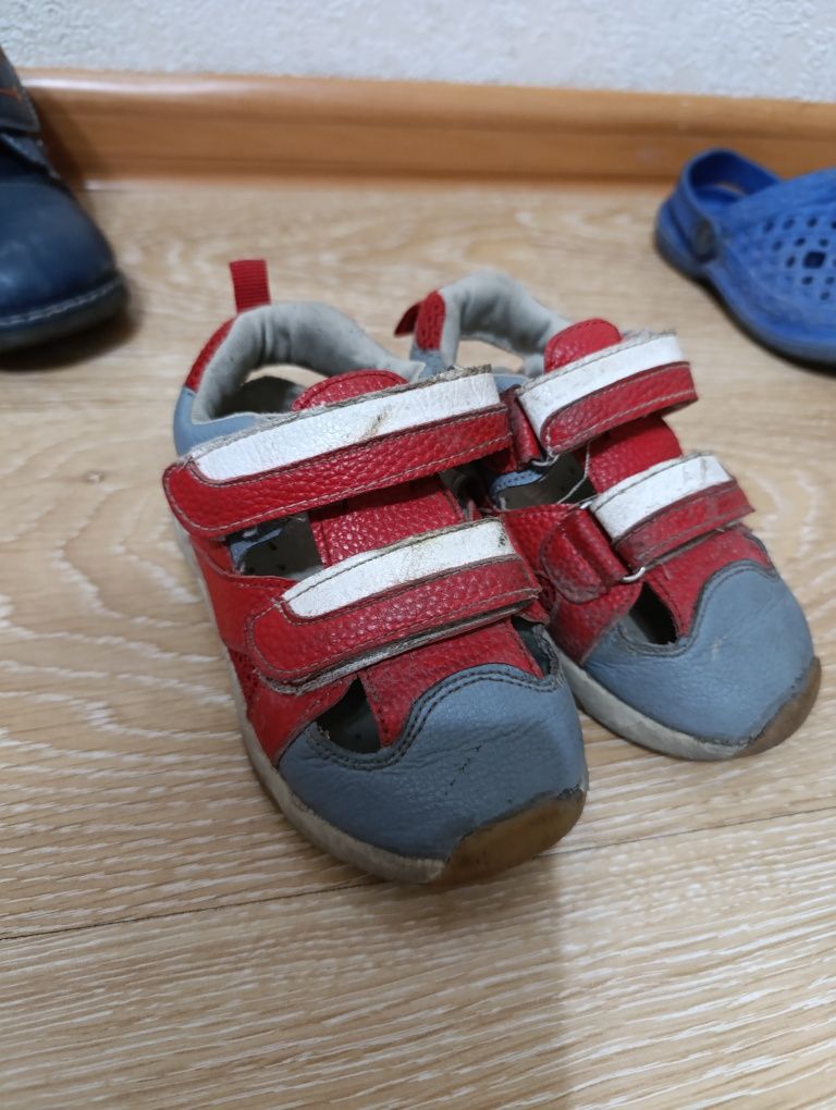 Обувь детская 25 р