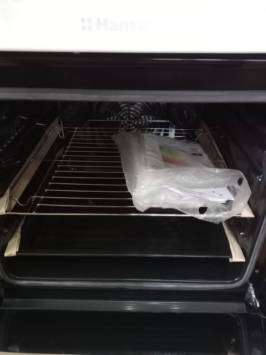 Нова електрическа печка