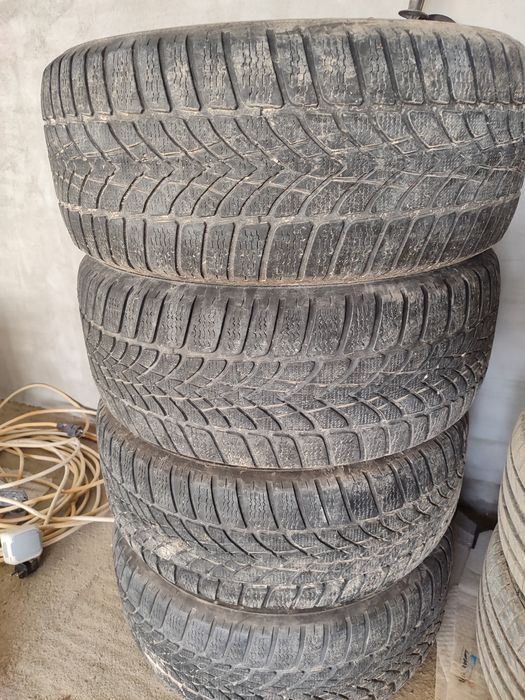 Зимни гуми 245 50 18 Dunlop 2020 dot