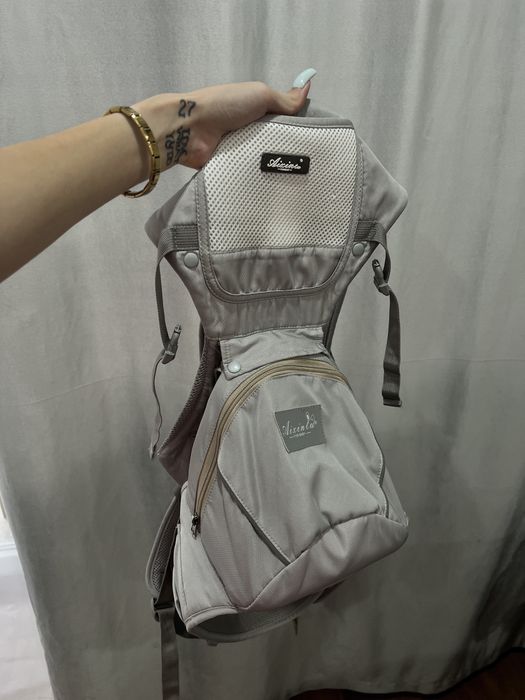 Эргорюкзак и в подарок худунки навесные