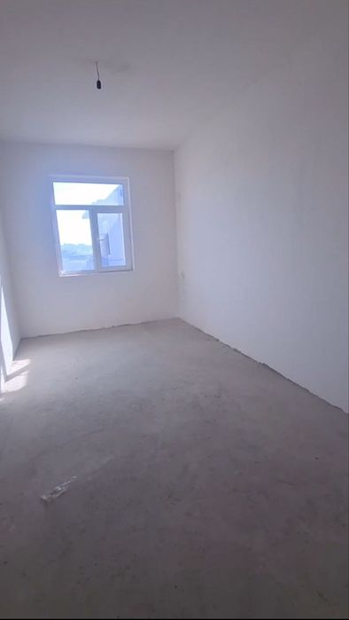 Yashash uchun shahar markazidan qulay va arzon kvartira sotiladi