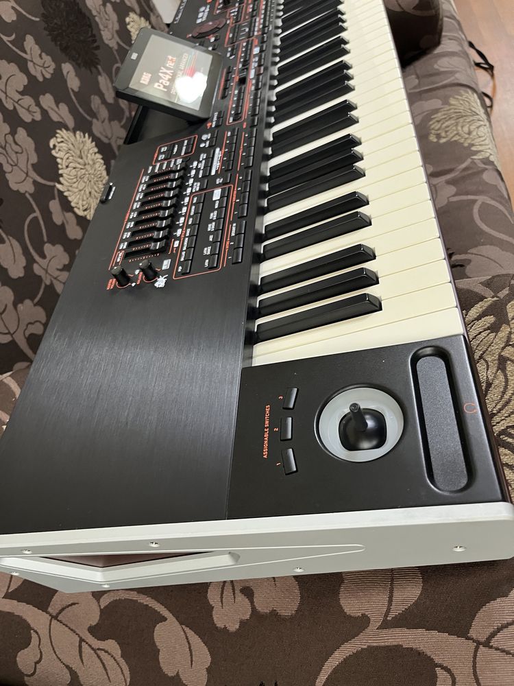 Korg pa4x internațional 76 clape ca și nou!