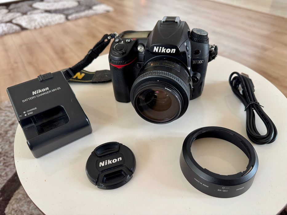 Nikon 7000 с обектив AF-S DX 35мм f/1.8G