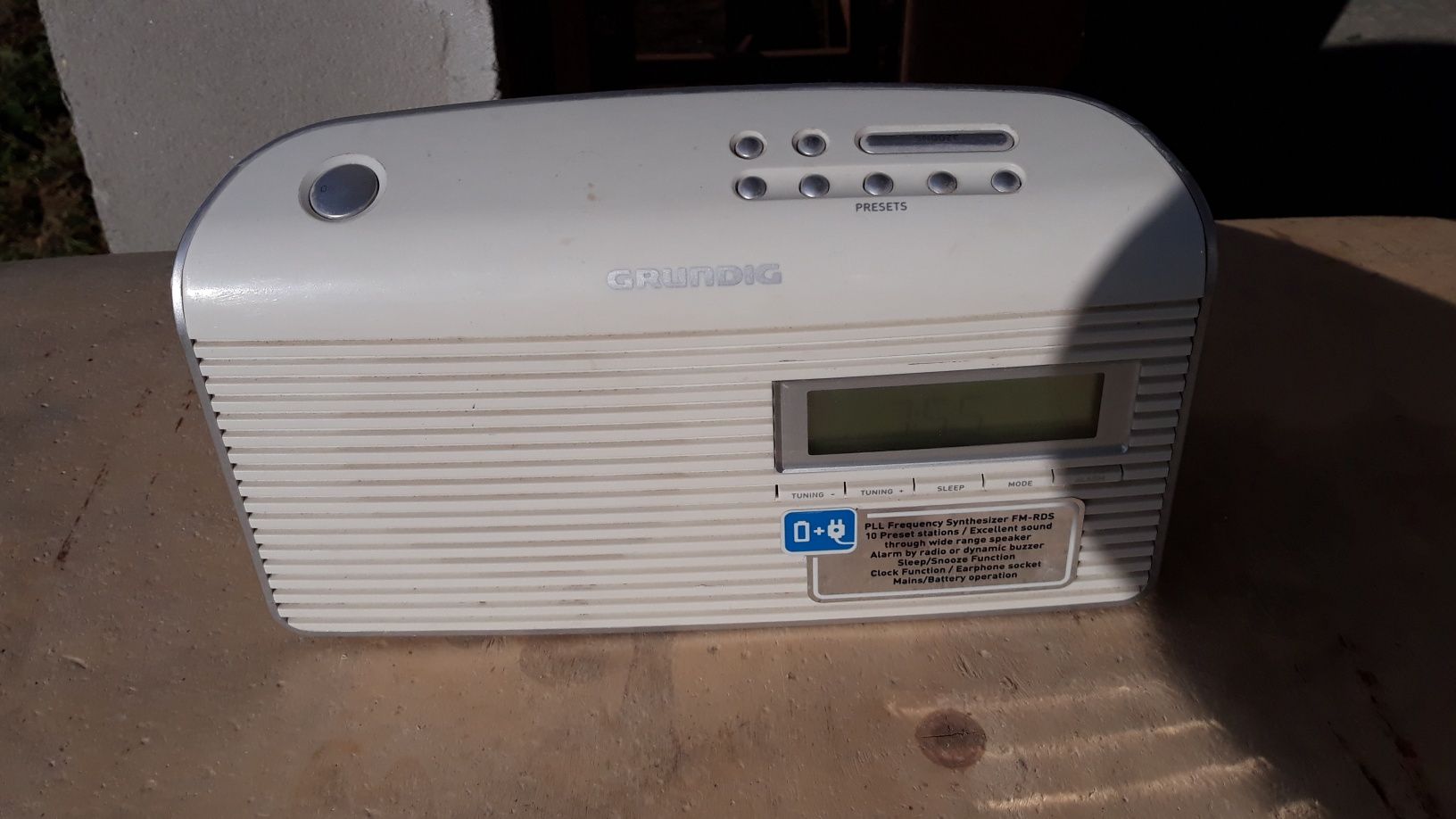 Radio portabil  Grundig