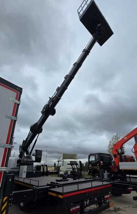 Автовышка 35 метров на шасси FAW