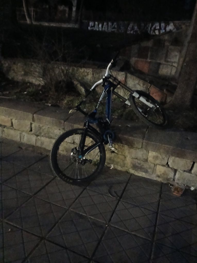 Mondraker summum pro team 2012г