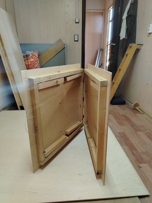 Новый жер стол-книжка  походный