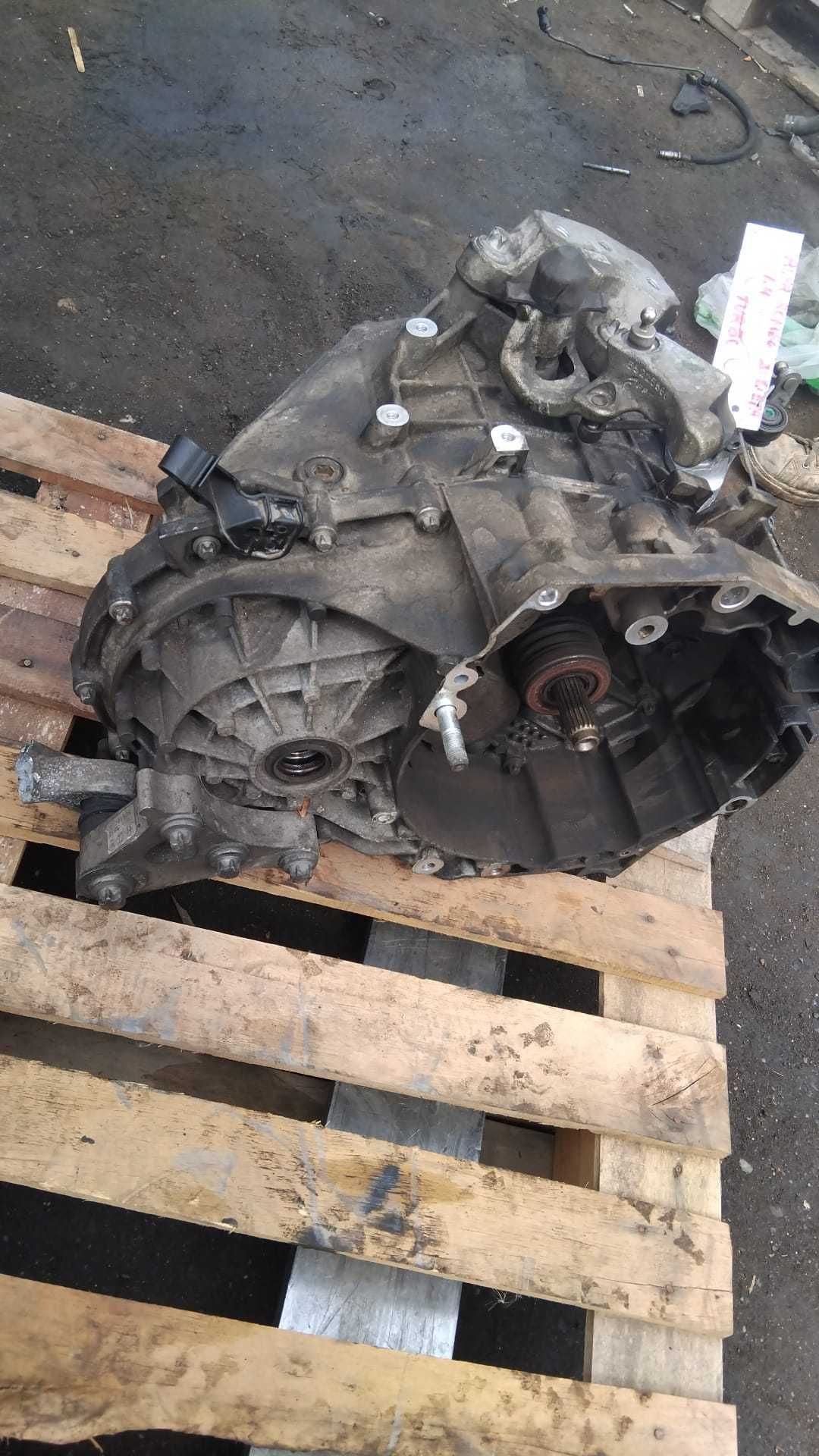 Cutie viteze manuala Alfa Romeo Giulietta 1.4 turbo cod 55215984