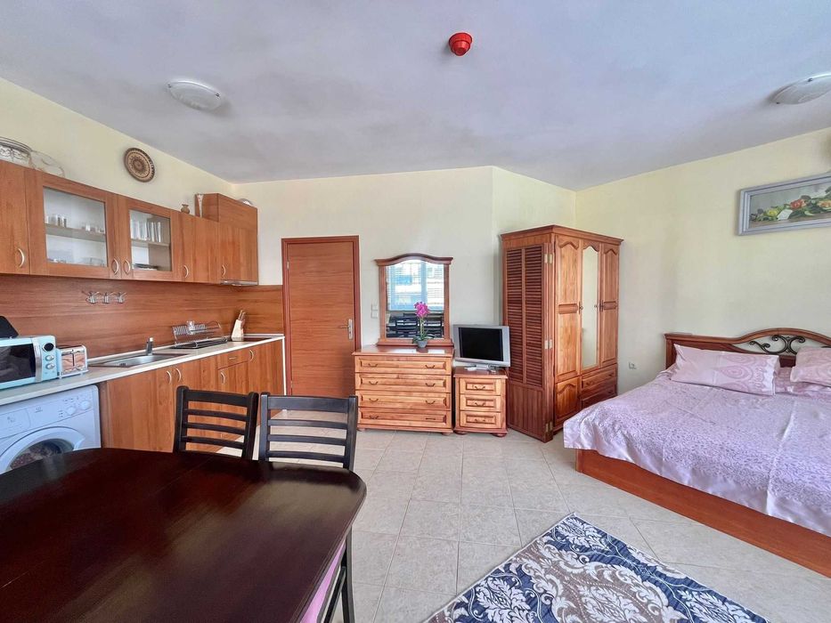 Продава се Едностаен апартамент в к.к. Слънчев бряг - 52 кв.м за 1443 €/кв.м - Снимка #2