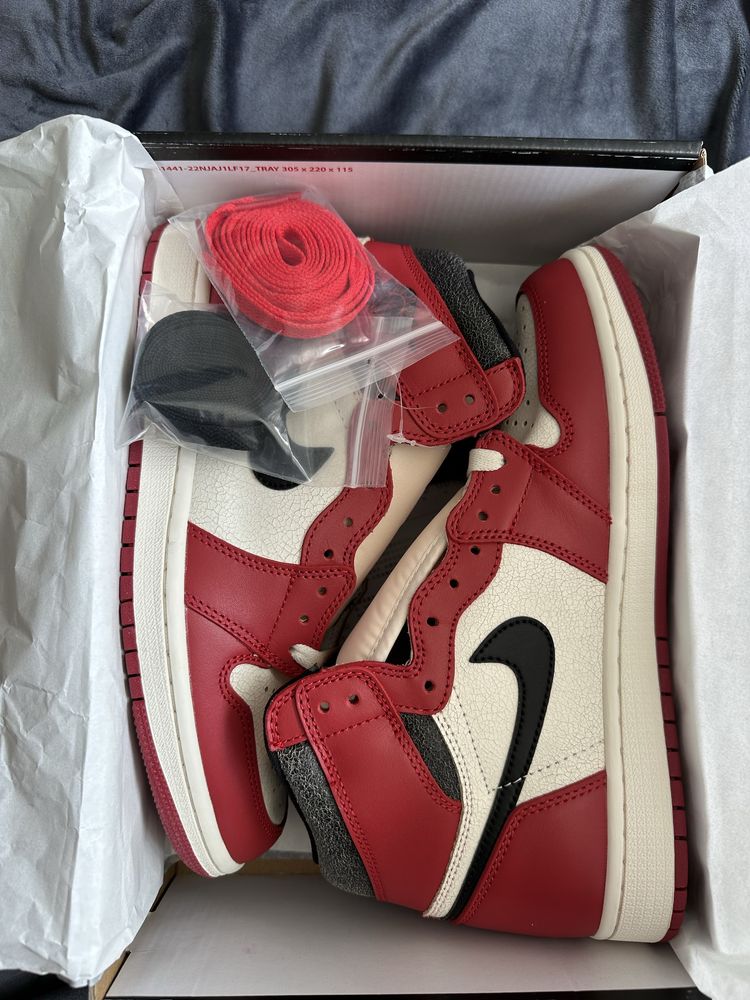 Air Jordan 1 Aj1 Retro Lost and Found size 42