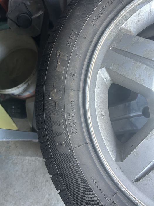 Vand jante aluminiu  5 x114,3 si cauciucuri ,  215x60 x17