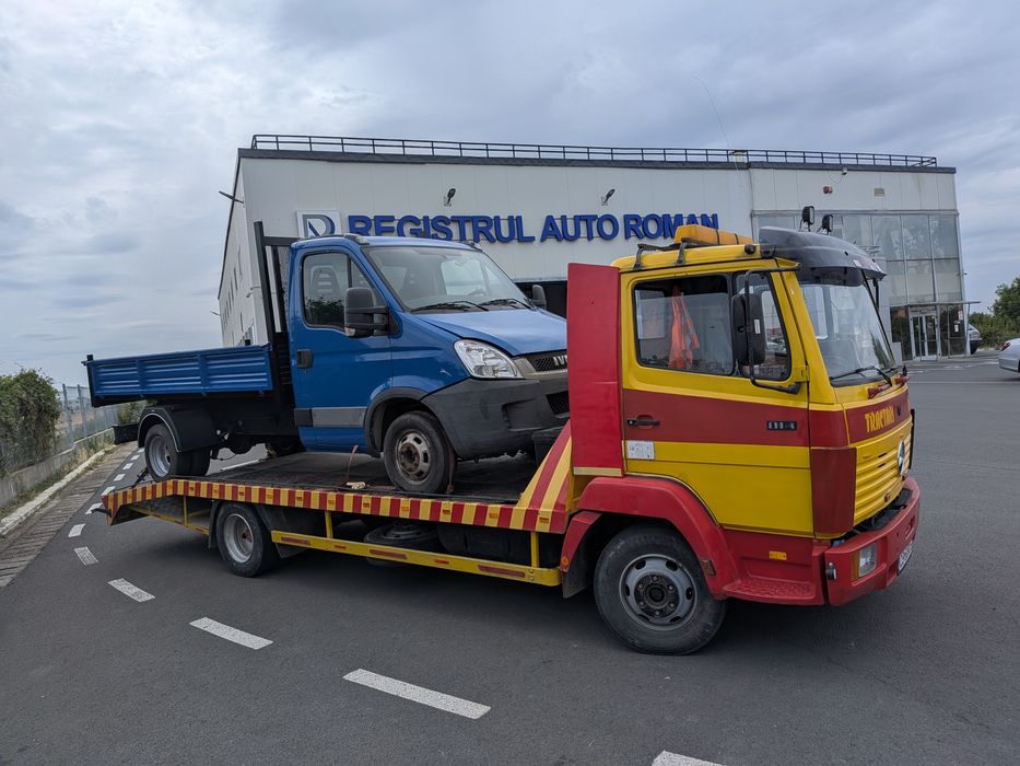 Vând autoplatforma b14 Mercedes Benz 814  7,5t
