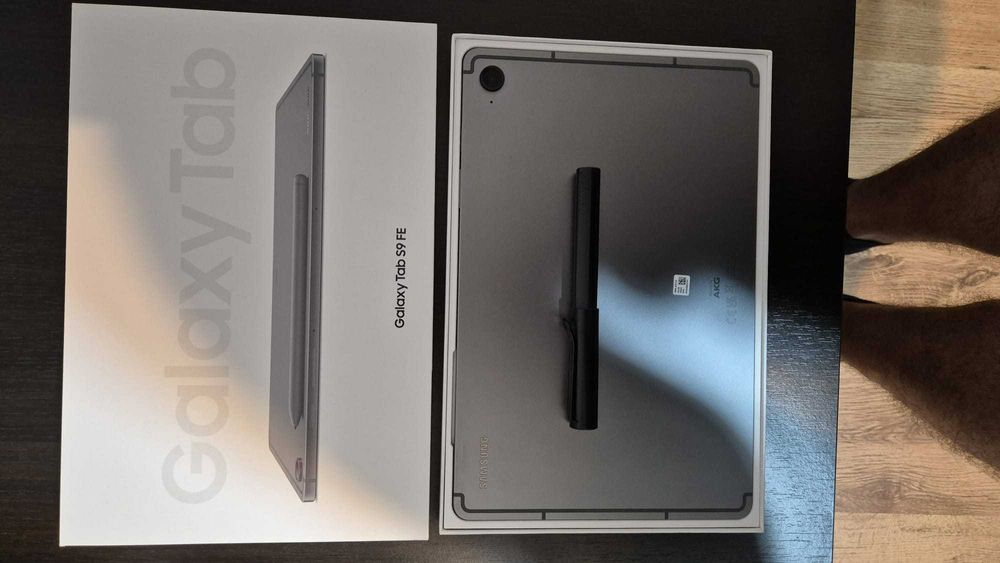 Samsung Galaxy Tab S9 FE, 8GB RAM, 256GB + Smart Cover + Pen EMR Lammy