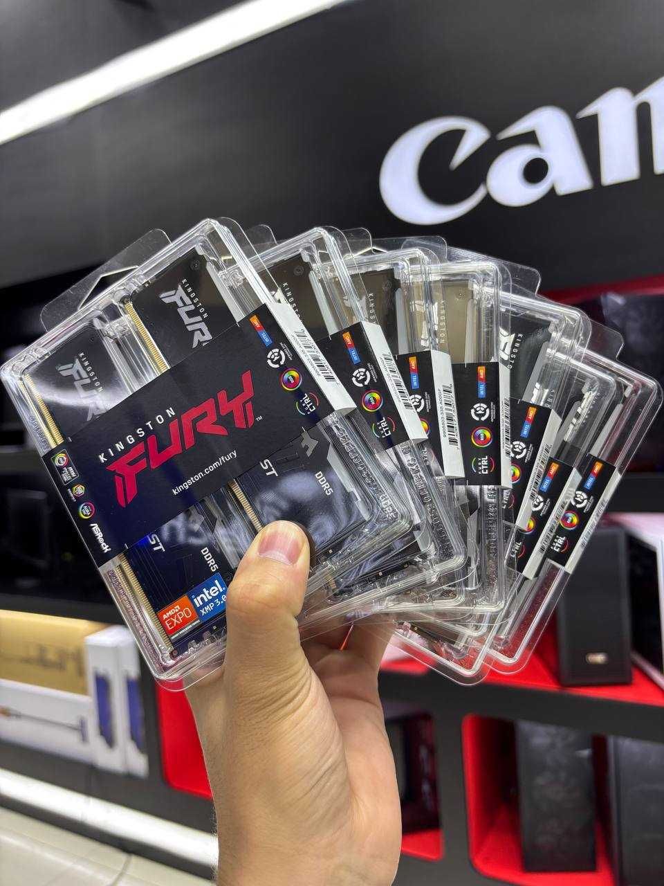 Оперативка (Operativka, DDR4, DDR5) Corsair Vengeance, Kingston Fury