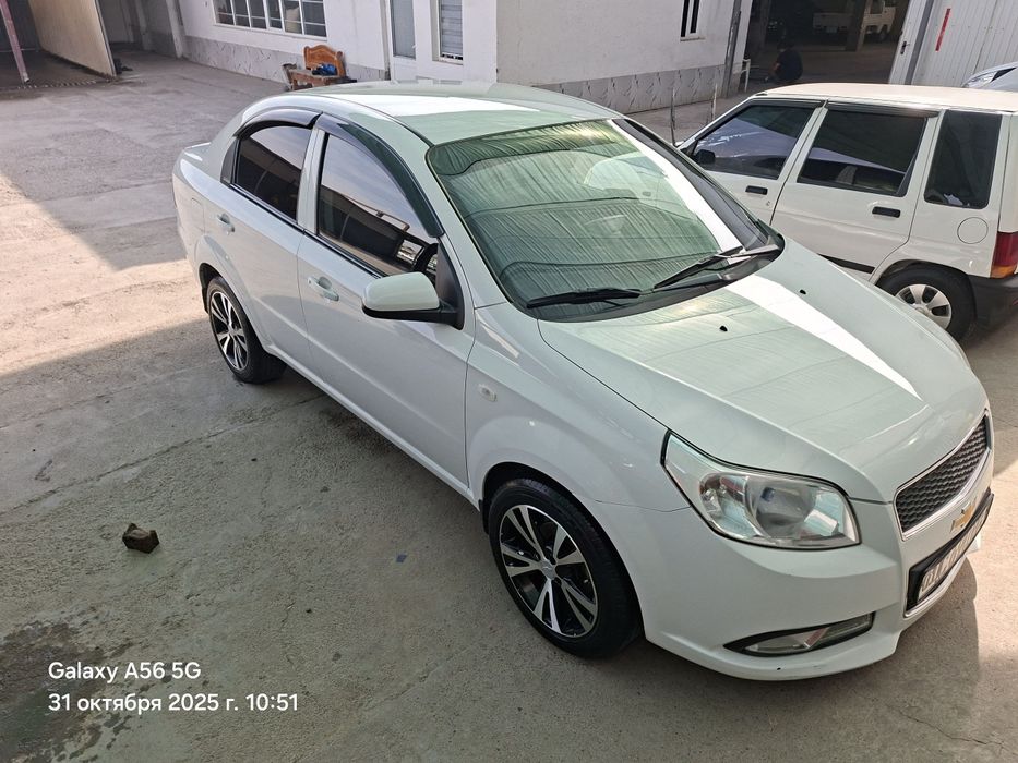 Nexia 3 mexanika srochna naqtga sotiladi