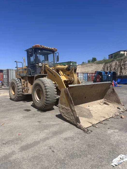 Погрузчик 3 кубовый погрузчик