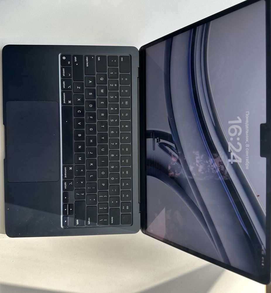Macbook 13 m3 обмен
