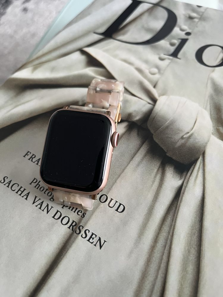 apple watch 5 часовник