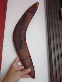 bumerang original ,vechi, lemn f. tare, Australia -impecabil-cadou
