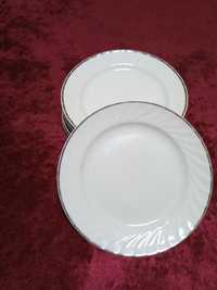 Комплект чинии със сребърен кант