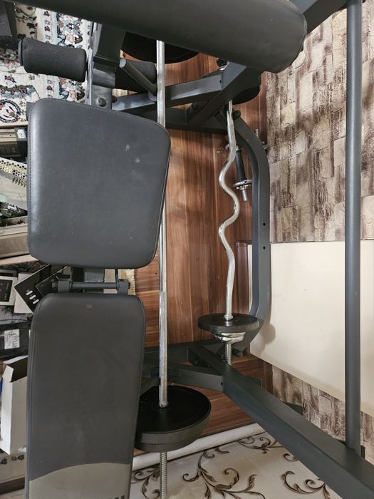 Лежак  z гриф обычный гриф диски  гантели