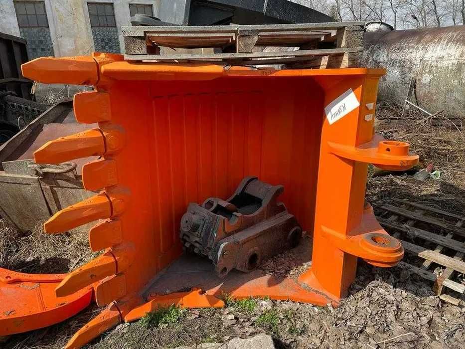 Ковш скальный усиленный на экскаватор HItachi Caterpillar Doosan