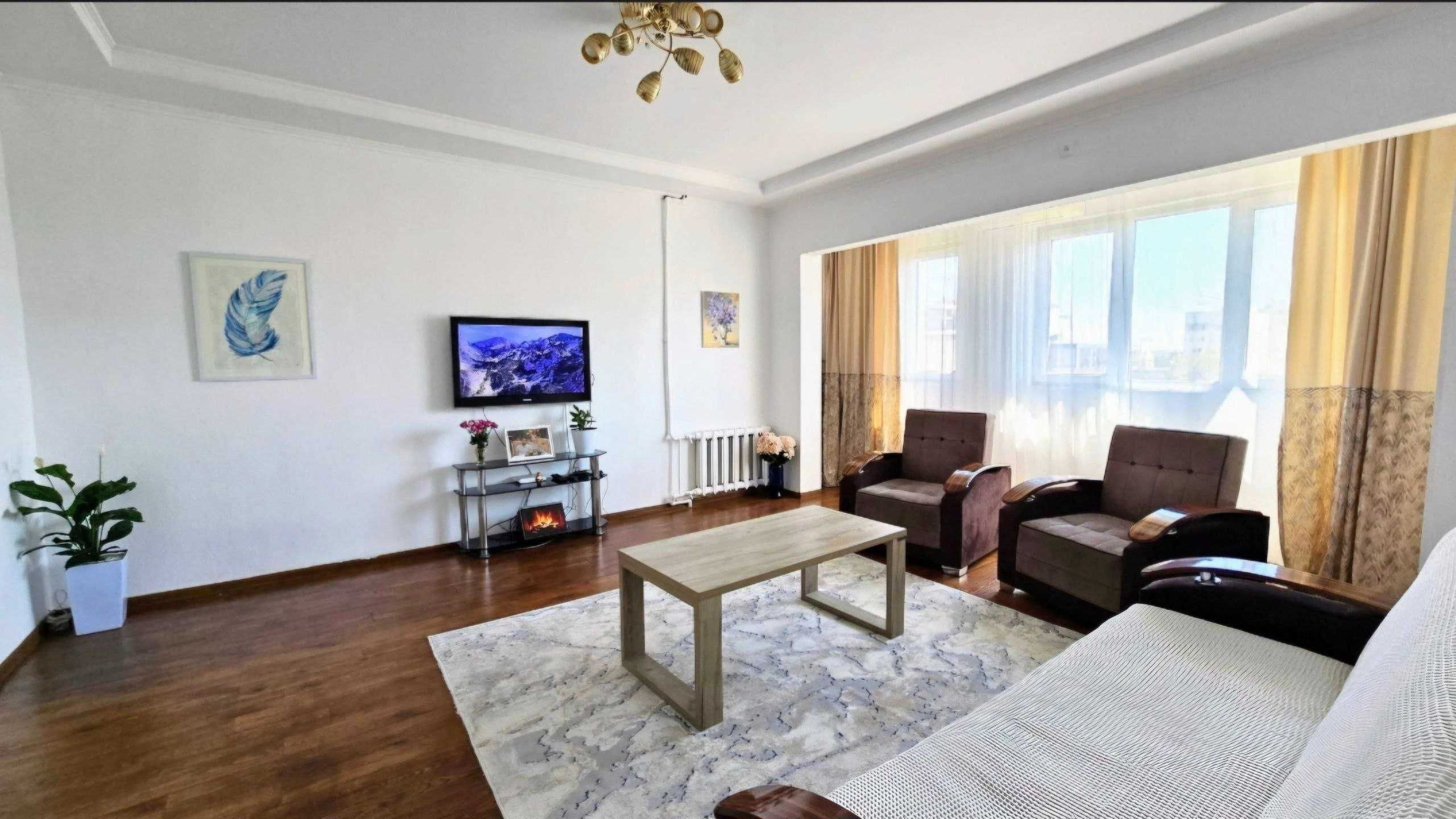 2-х комнатная квартира ул. Бабура ориентир ЖК Ренесанс  ID: 3705