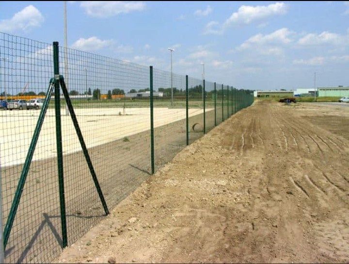 Oferta! Garduri și porți oferta luna asta