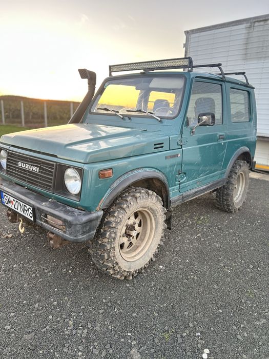 Suzuki samurai 2800 euro/schimb