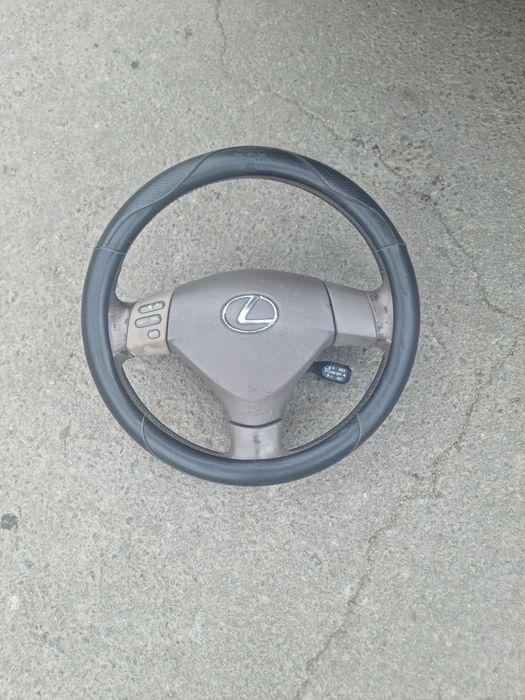Продам руль от Лексуса  RX в хорошем состоянии.